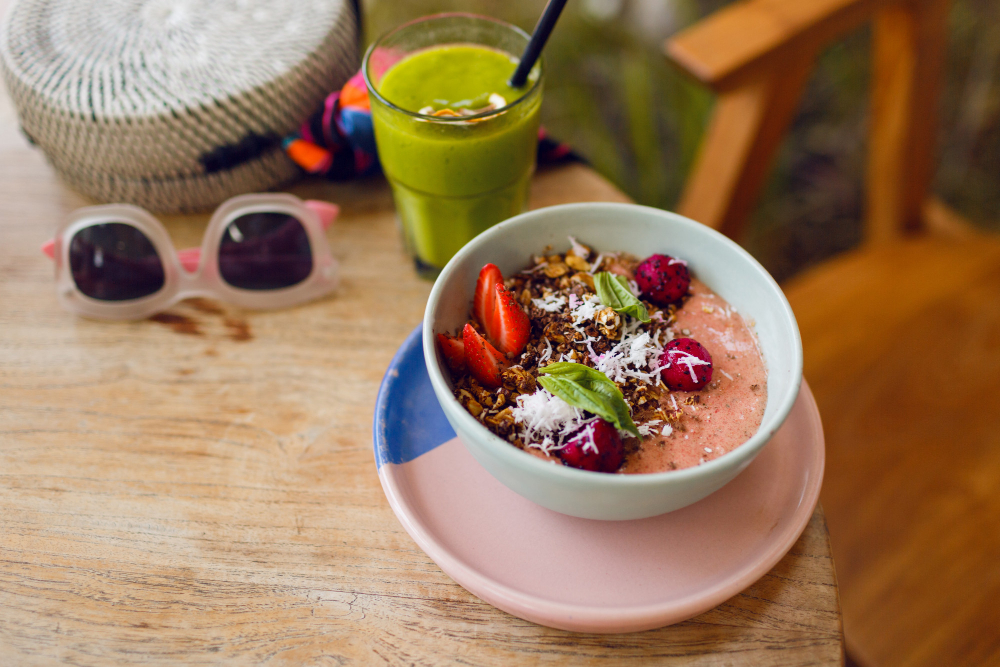 Vegane Frühstücks-Boosts – Superfood-Drinks & Bowls im Lovaena Café Hamburg