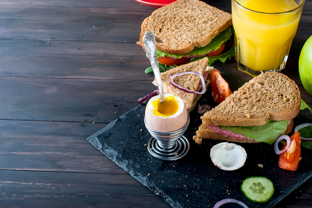 Vegane Frühstücks-Boosts – Superfood-Drinks & Bowls im Lovaena Café Hamburg