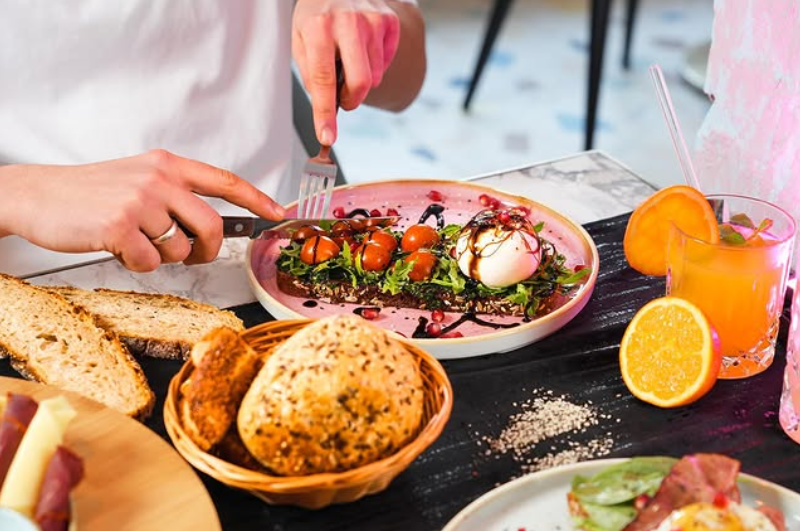 Saisonales Frühstück in Hamburg – regionale Zutaten & bewusster Genuss im Lovaena Café Hamburg