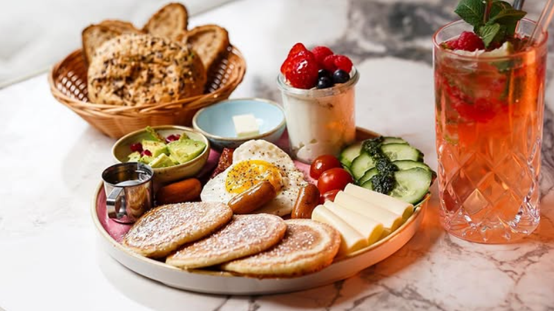 Vegane Frühstückskombis & Meal-Prep-Ideen für den Alltag im Lovaena Café Hamburg