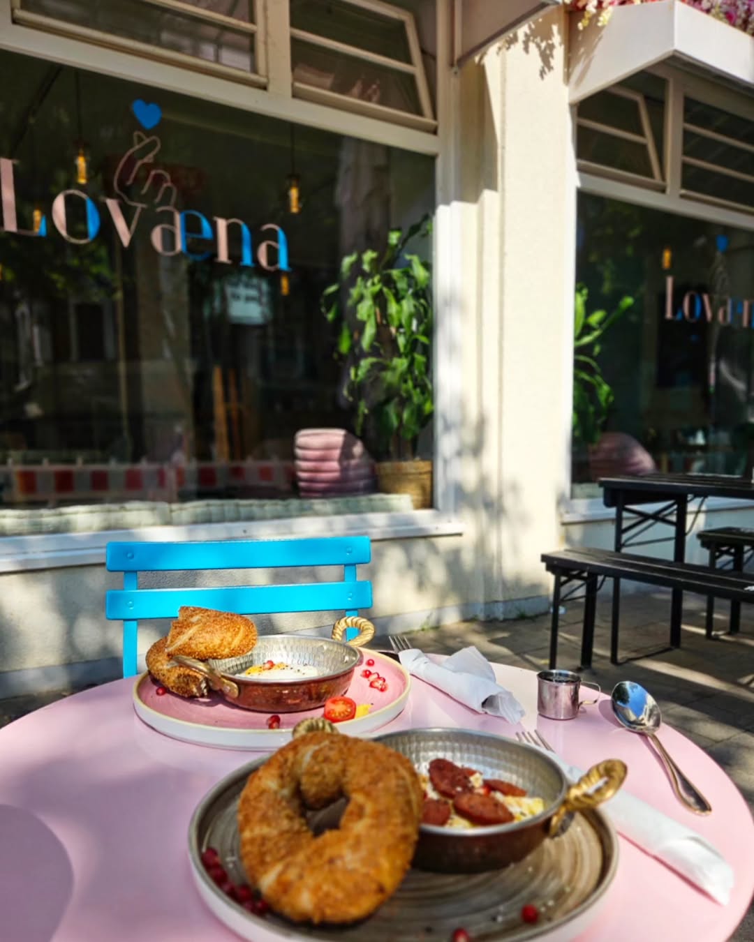 Café als Third Place in Hamburg – Community & Genuss im Lovaena Café Wilhelmsburg